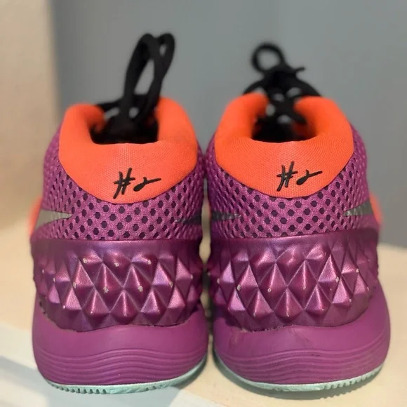 Nike Kyrie 1 Purple (GS) Easter Basketball Sneakers 717219-508 Youth Size 4.5Y - Picture 9 of 9